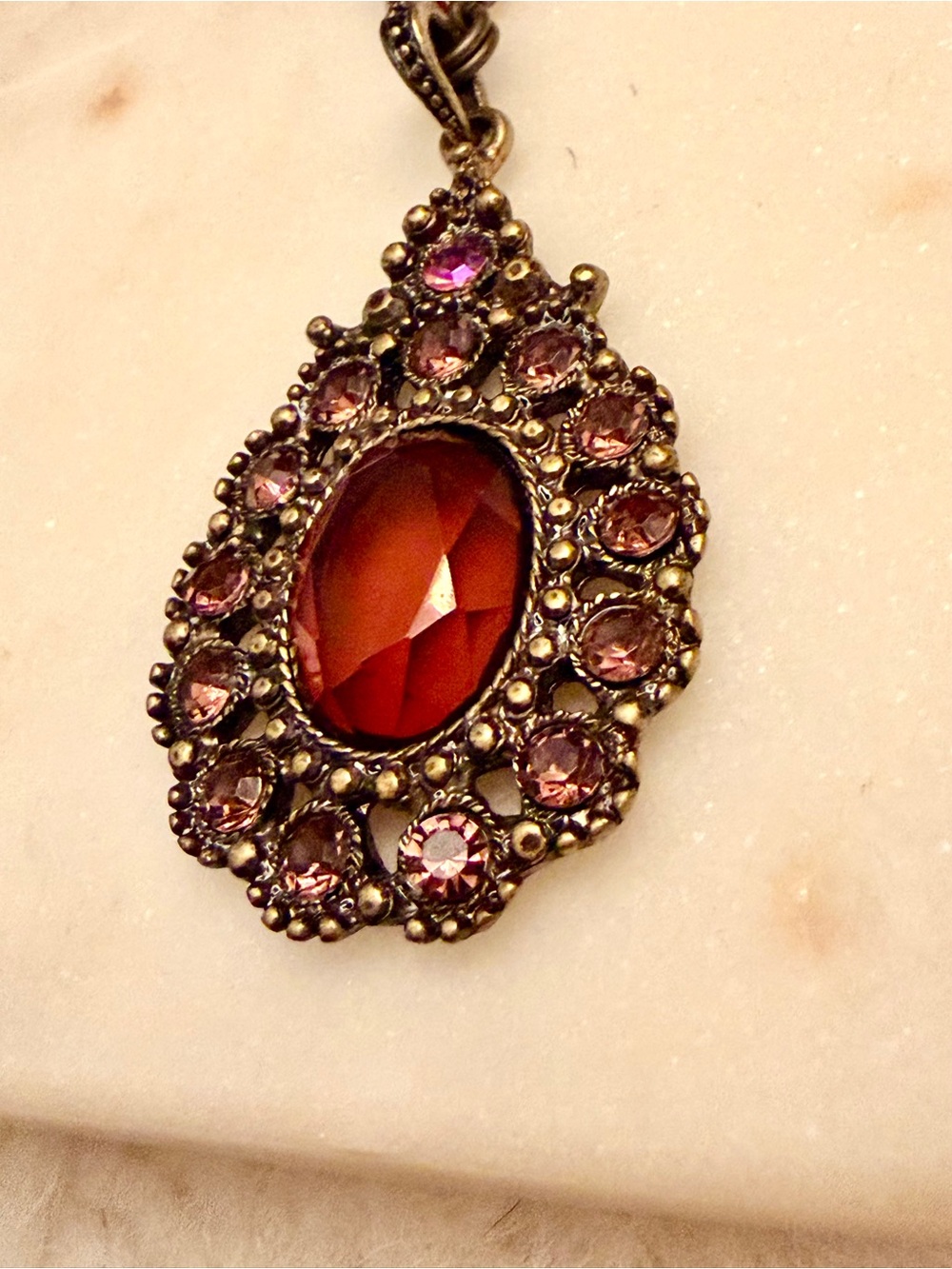 Vintage Avon Purple Rhinestone Filigree Statement Pendant Necklace - Picture 6 of 9